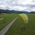 Séance de gonflage parapente sur l'aérodrome de Gap-Tallard